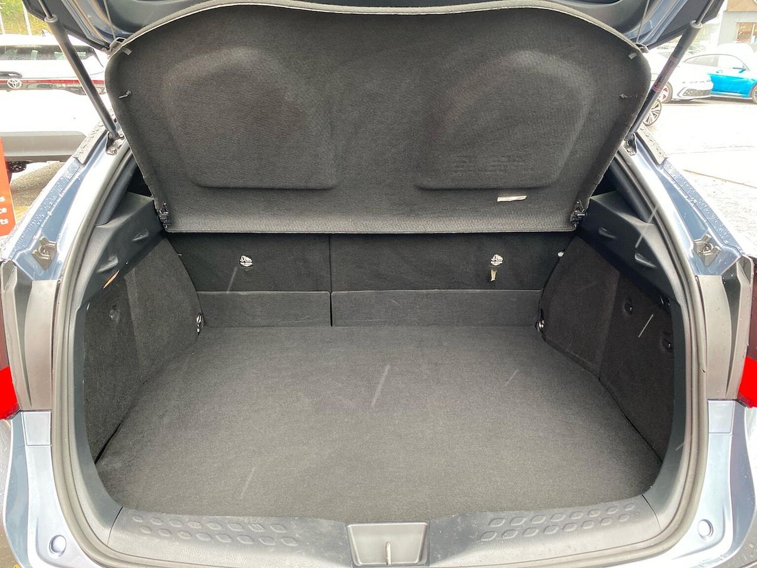 Used Toyota C-HR 2023 for sale - 78192883: Photo 19