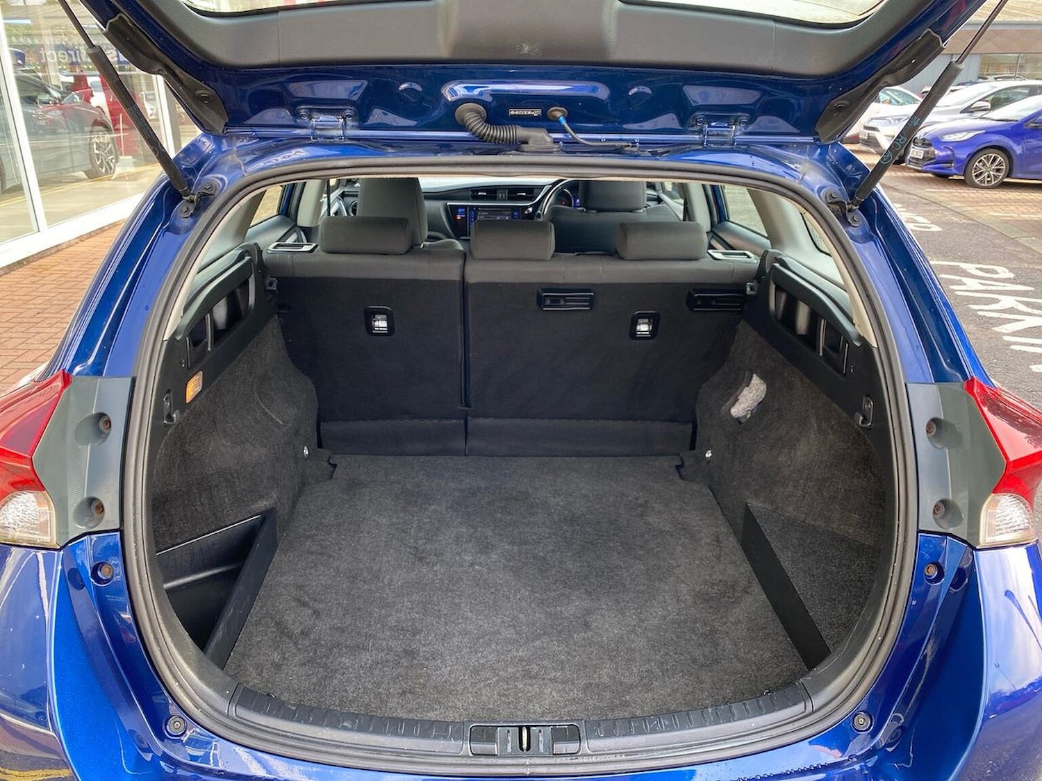 Used Toyota Auris 2018 for sale - 77845343: Photo 17