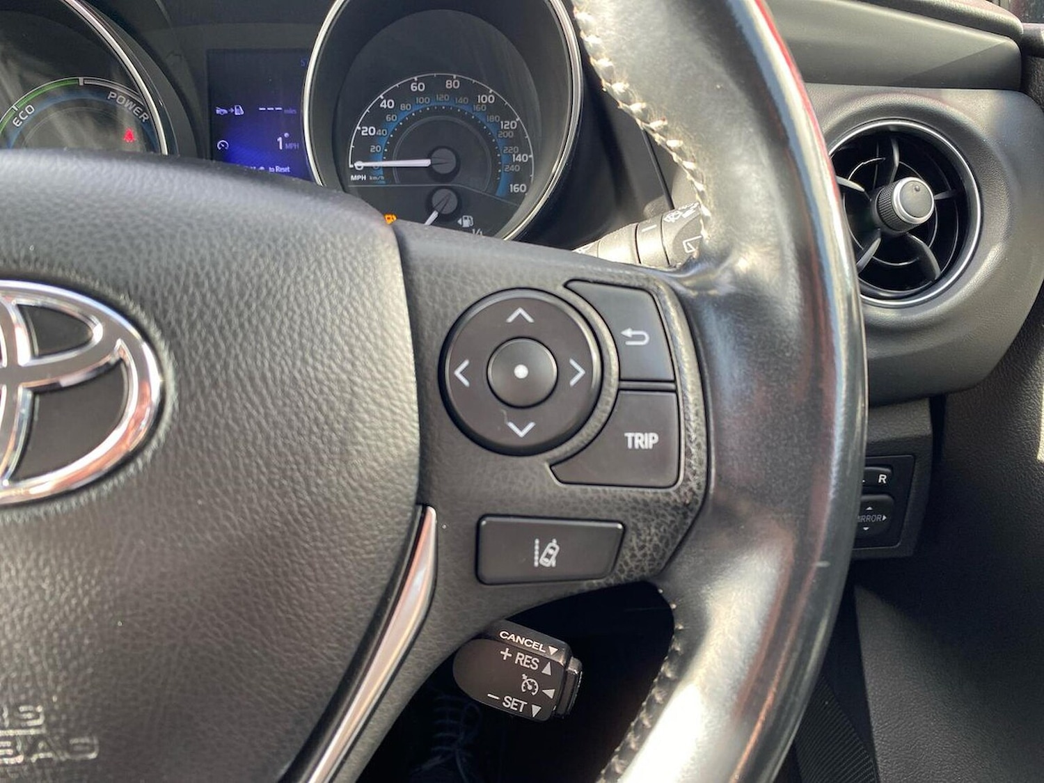 Used Toyota Auris 2018 for sale - 77845343: Photo 24