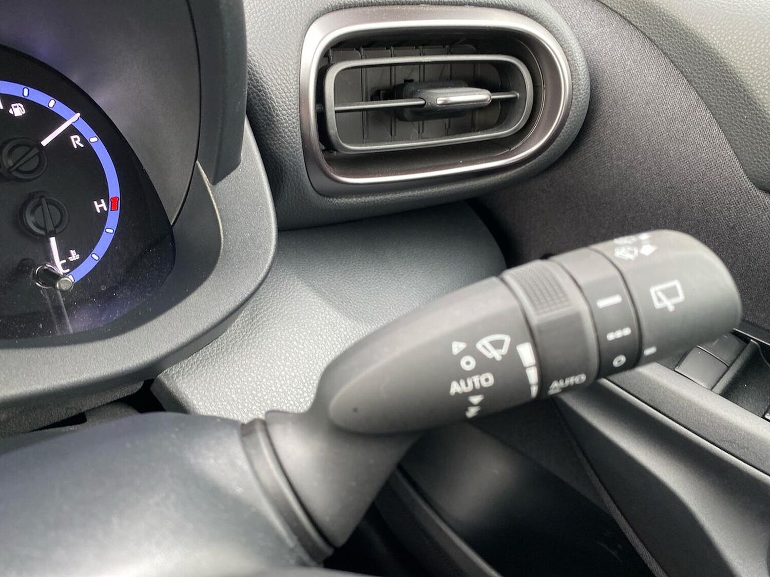 Used Toyota Yaris Cross 2023 for sale - 78192916: Photo 28