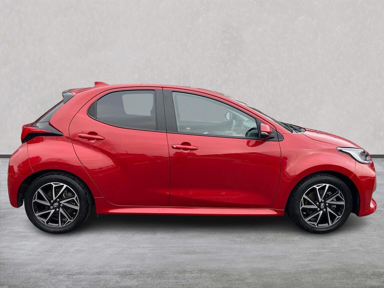 Used Toyota Yaris 2023 for sale - 78026087: Photo 3