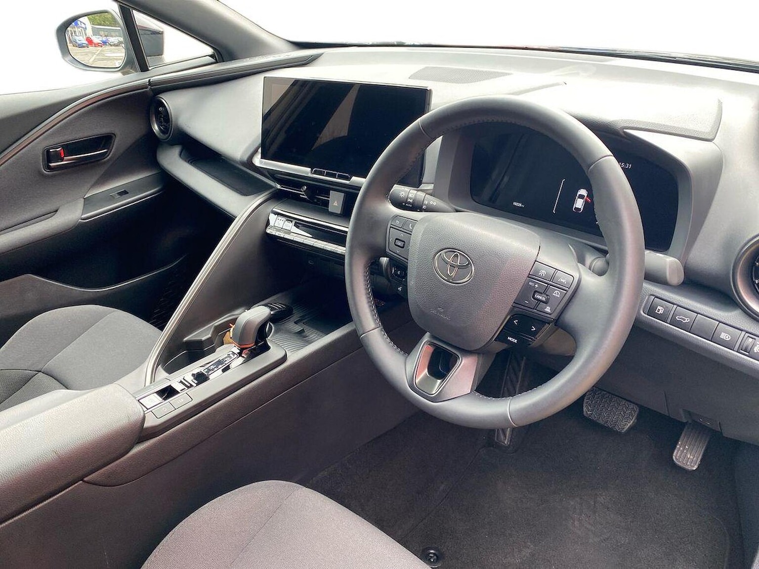 Used Toyota C-HR 2025 for sale - 77980068: Photo 15