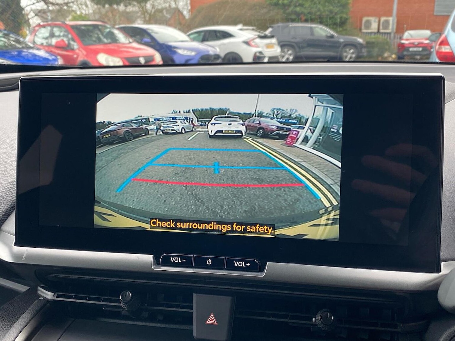 Used Toyota C-HR 2025 for sale - 77980068: Photo 23