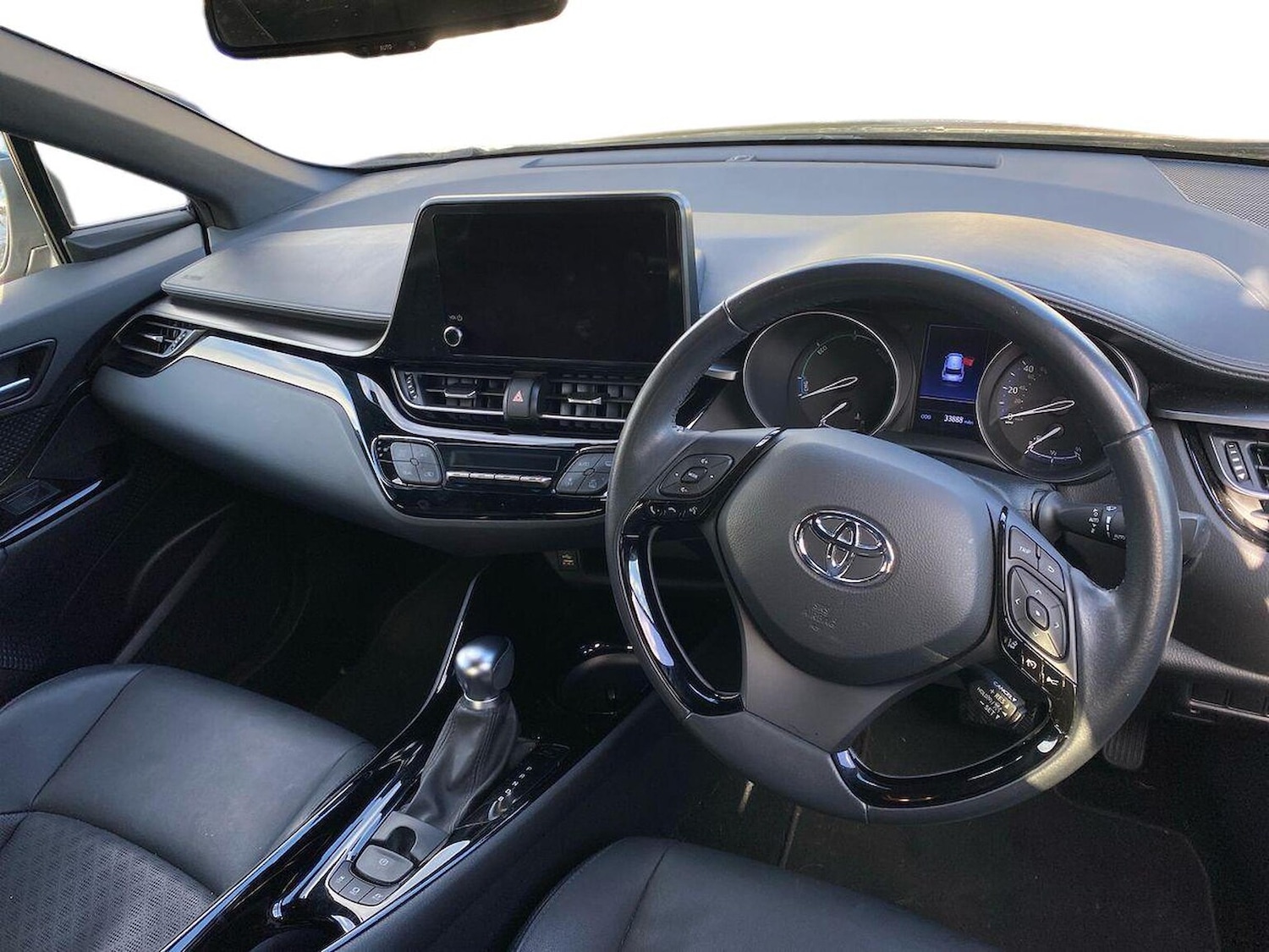 Used Toyota C-HR 2022 for sale - 76392444: Photo 8