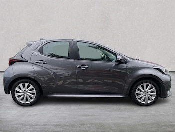 Used Toyota Yaris 2022 for sale - 78940142: Photo