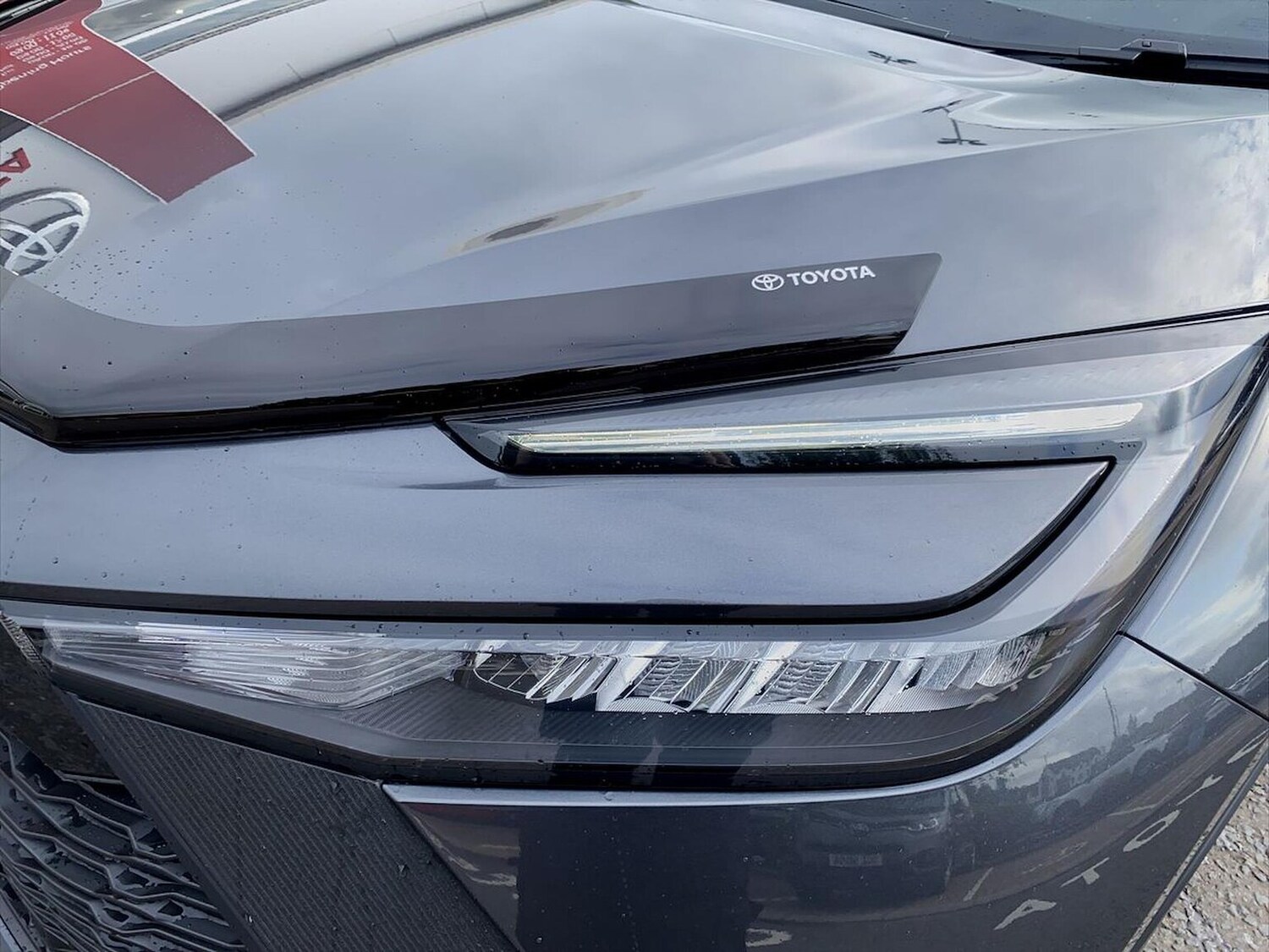 Used Toyota C-HR 2024 for sale - 76313859: Photo 30