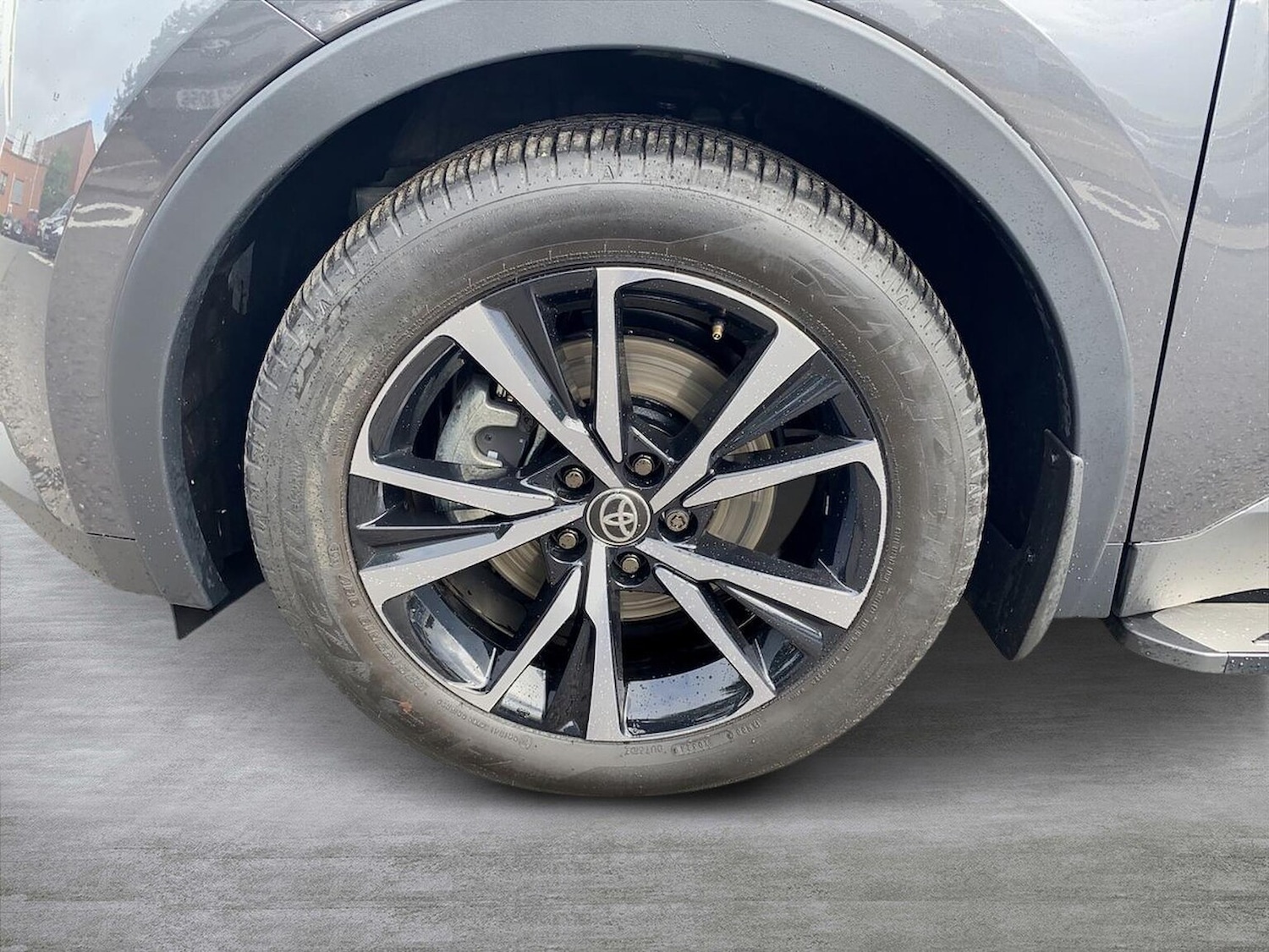 Used Toyota C-HR 2024 for sale - 76313859: Photo 6