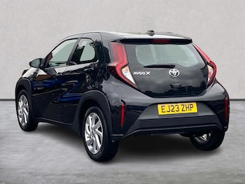 Used Toyota Aygo X 2023 for sale - 76144218: Photo 2
