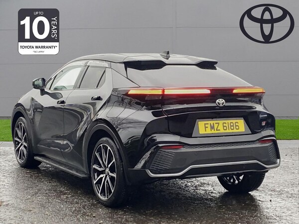 Used Toyota C-HR 2024 for sale - 75490859: Photo 2