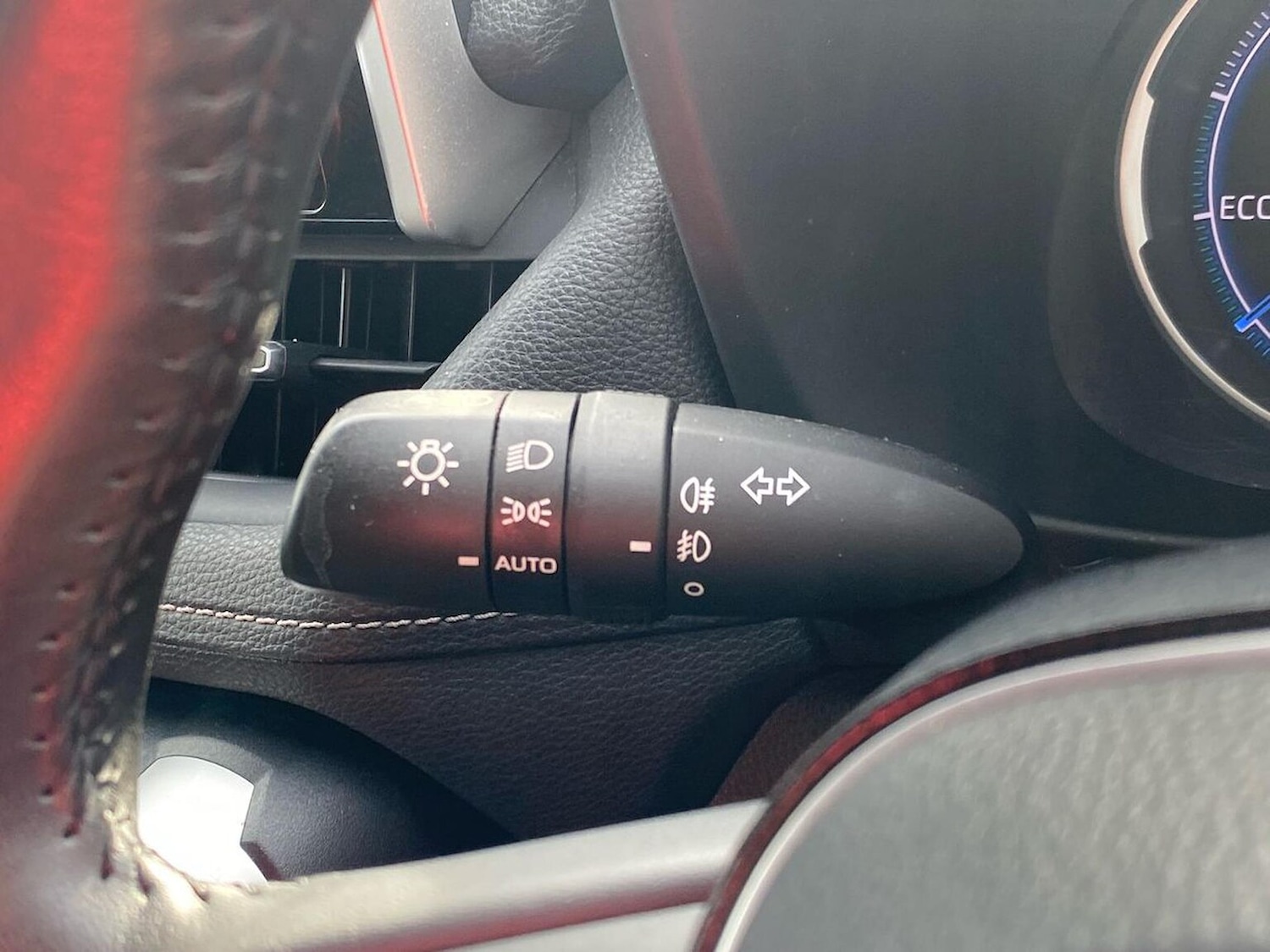 Used Toyota RAV4 2021 for sale - 78192940: Photo 28