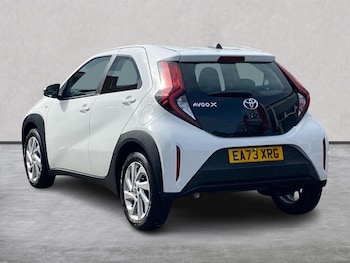 Used Toyota Aygo X 2023 for sale - 75987687: Photo 2