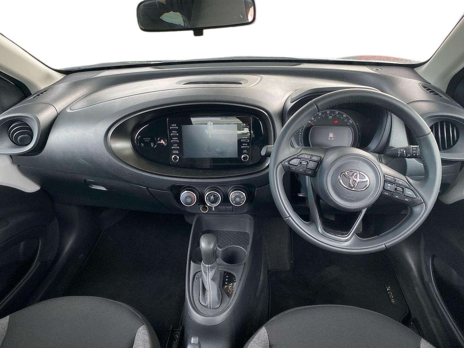 Used Toyota Aygo X 2023 for sale - 75987687: Photo 8