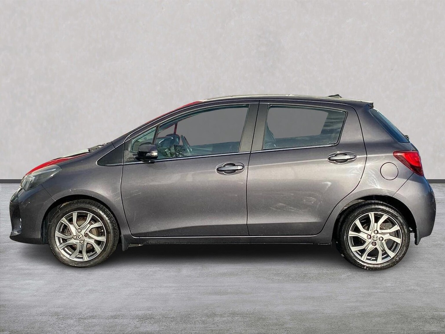 Used Toyota Yaris 2014 for sale - 76392443: Photo 19