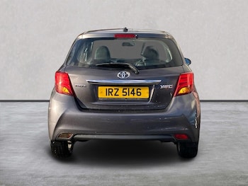 Used Toyota Yaris 2014 for sale - 76392443: Photo