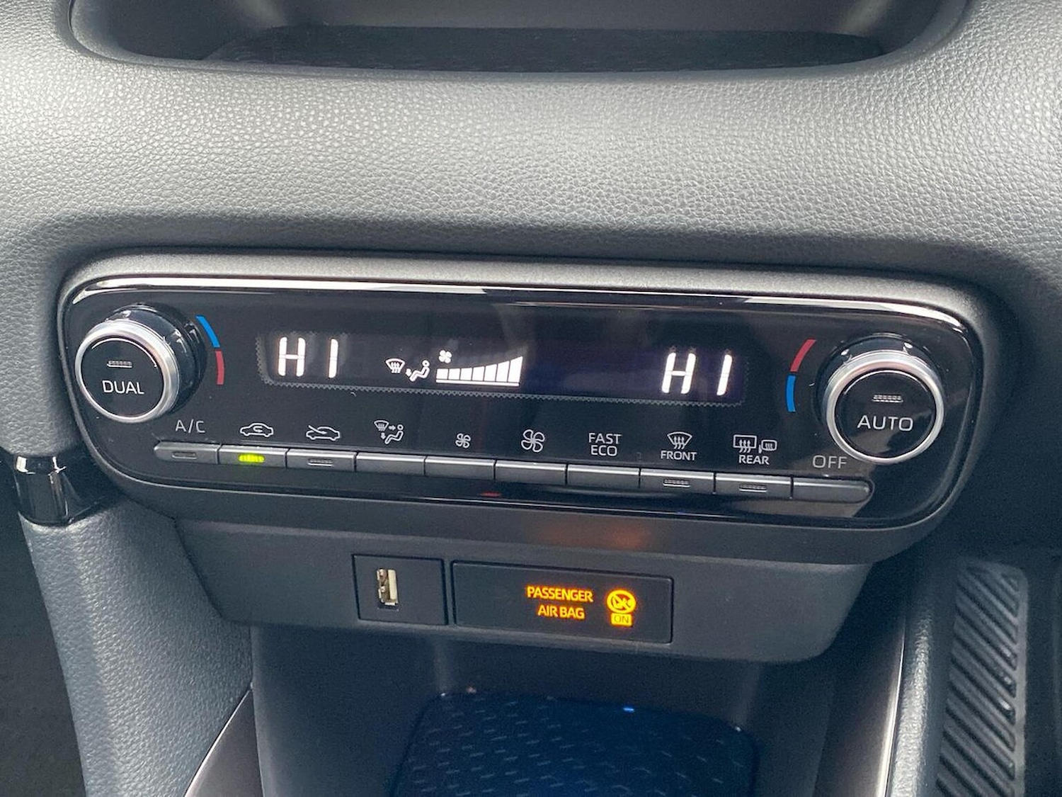 Used Toyota Yaris 2023 for sale - 78193136: Photo 14