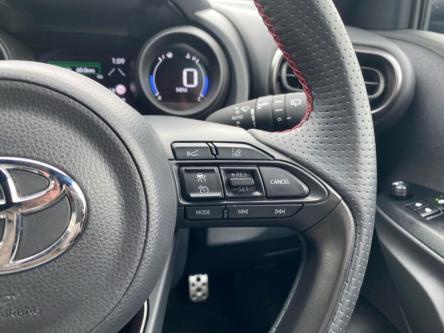 Used Toyota Yaris 2023 for sale - 78193136: Photo 26