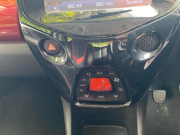 Used Toyota AYGO 2018 for sale - 76198355: Photo 12