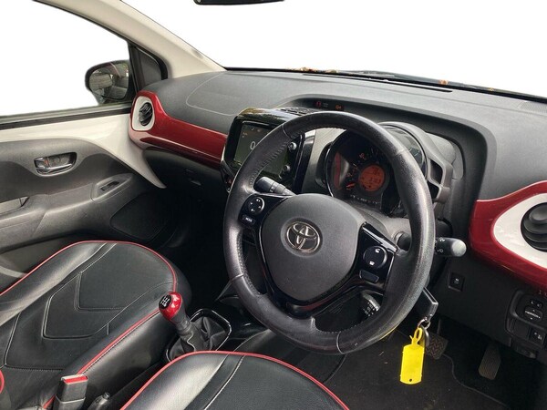 Used Toyota AYGO 2018 for sale - 76198355: Photo 15