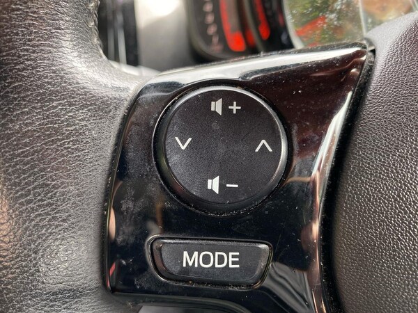 Used Toyota AYGO 2018 for sale - 76198355: Photo 25