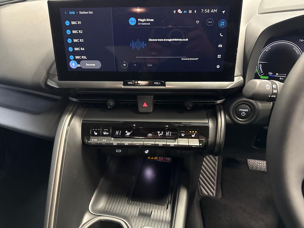 Used Toyota C-HR 2025 for sale - 76884998: Photo 11