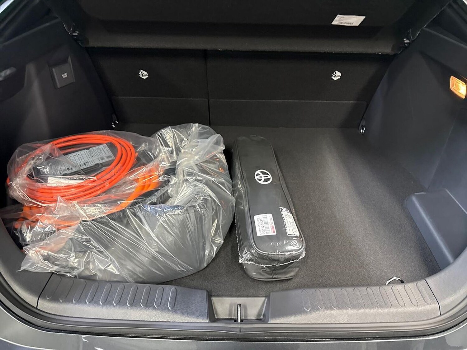 Used Toyota C-HR 2025 for sale - 76884998: Photo 17