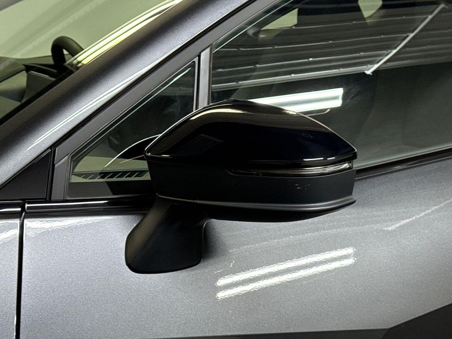 Used Toyota C-HR 2025 for sale - 76884998: Photo 30