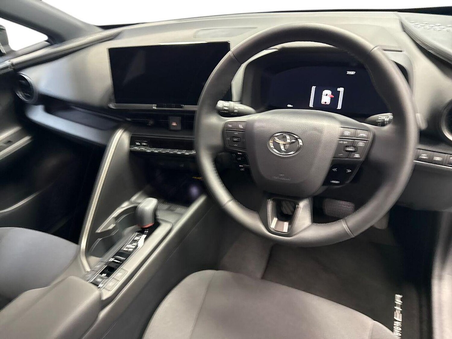 Used Toyota C-HR 2025 for sale - 76884998: Photo 9