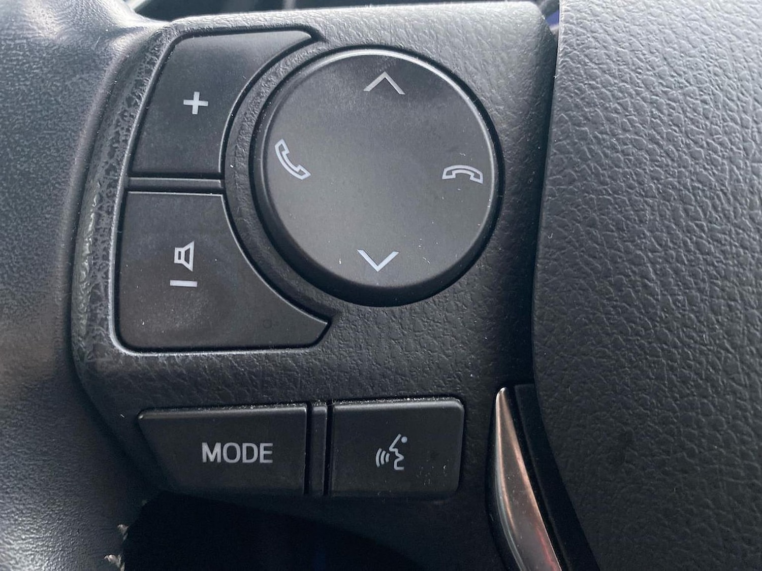 Used Toyota Auris 2017 for sale - 76707535: Photo 25