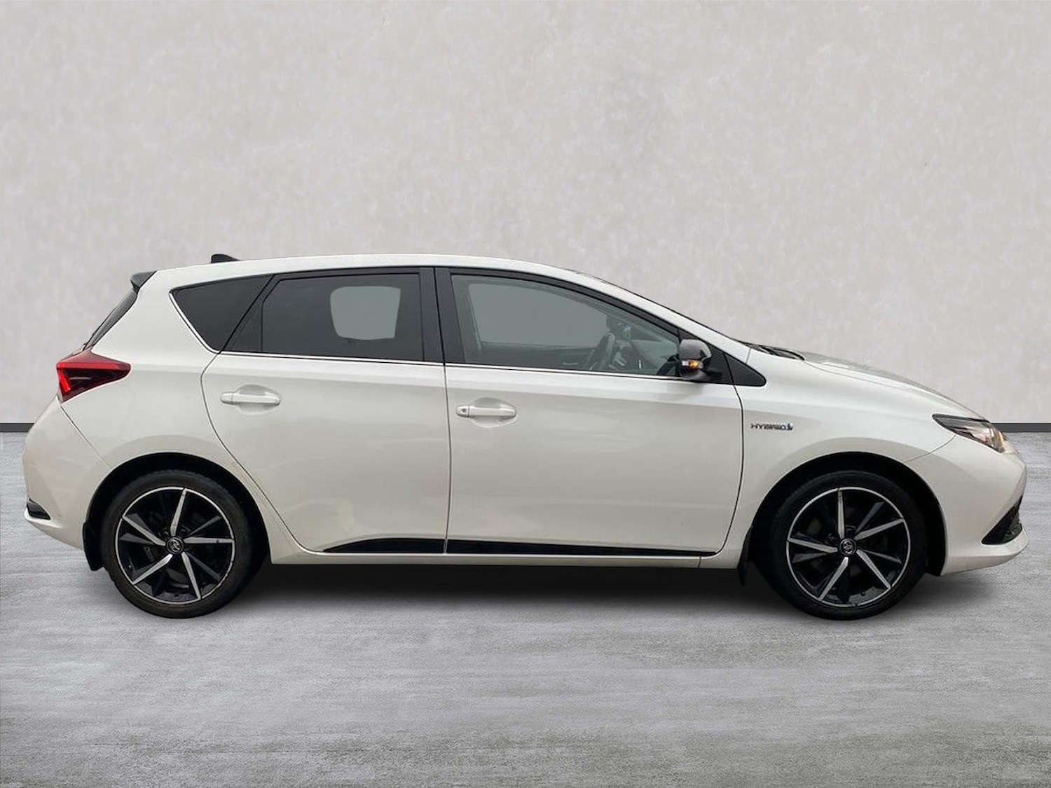 Used Toyota Auris 2017 for sale - 76707535: Photo 3