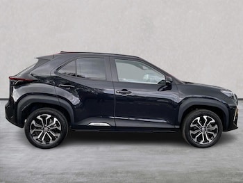 Used Toyota Yaris Cross 2023 for sale - 78558734: Photo