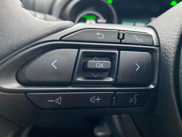 Used Toyota Yaris 2023 for sale - 76170739: Photo 25