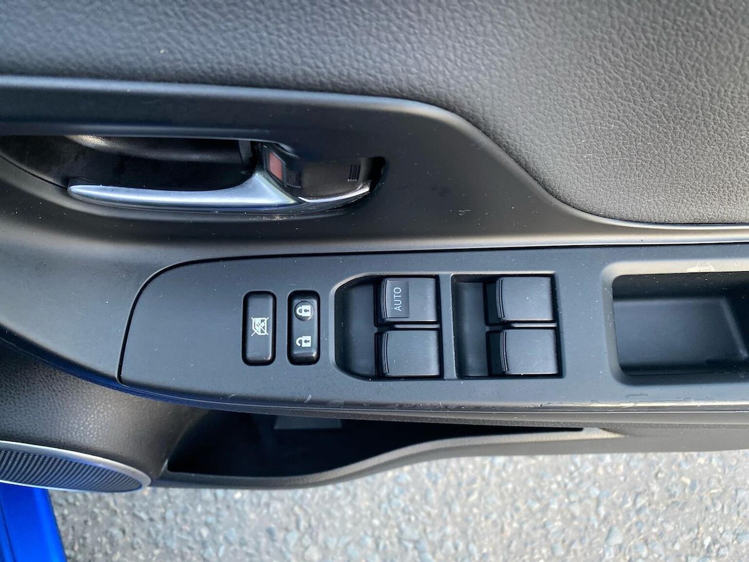 Used Toyota Yaris 2017 for sale - 78192896: Photo 23