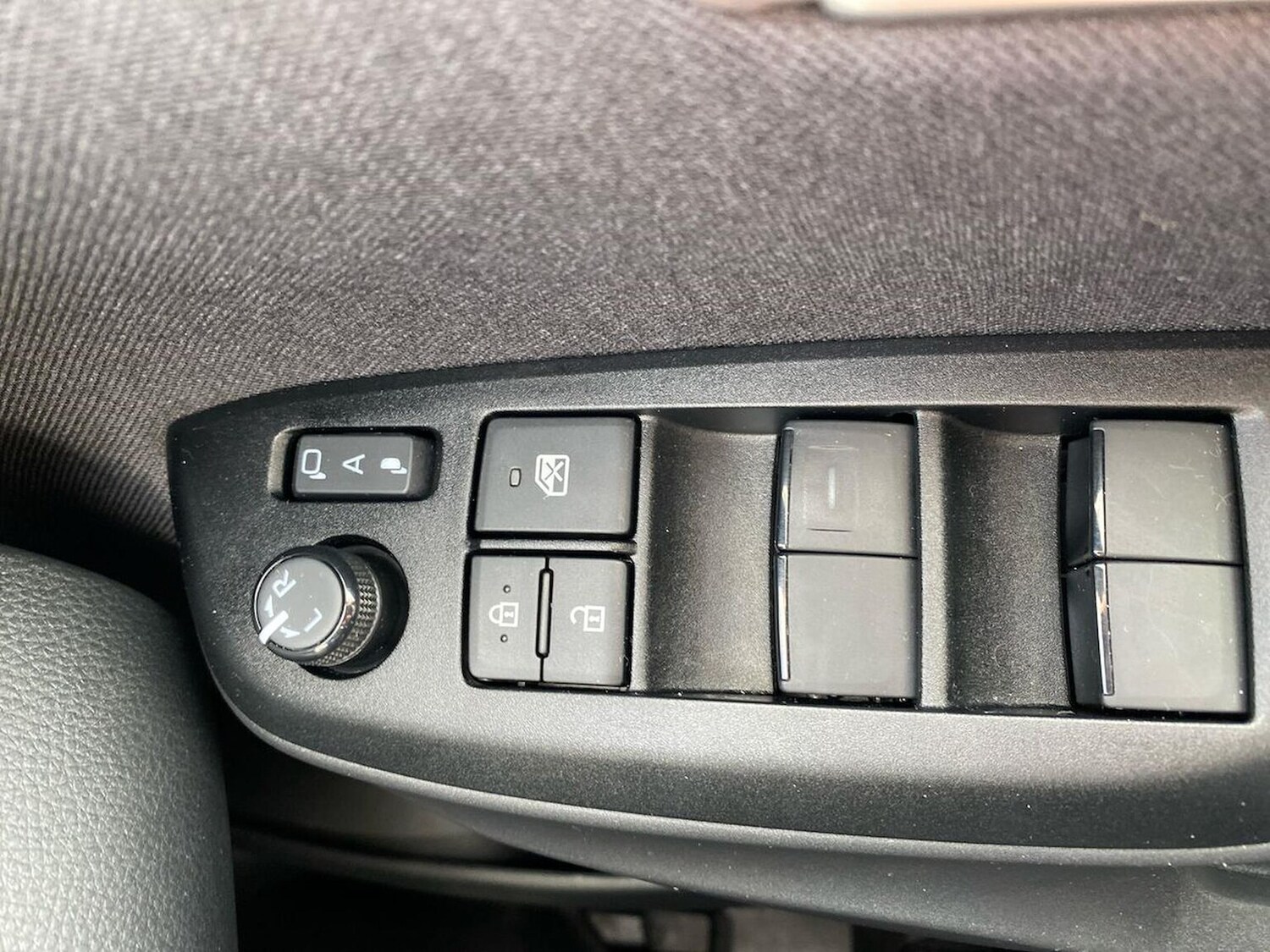 Used Toyota Yaris Cross 2024 for sale - 78211117: Photo 23