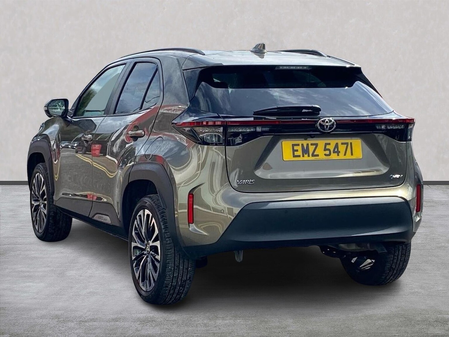 Used Toyota Yaris Cross 2024 for sale - 78211117: Photo 4