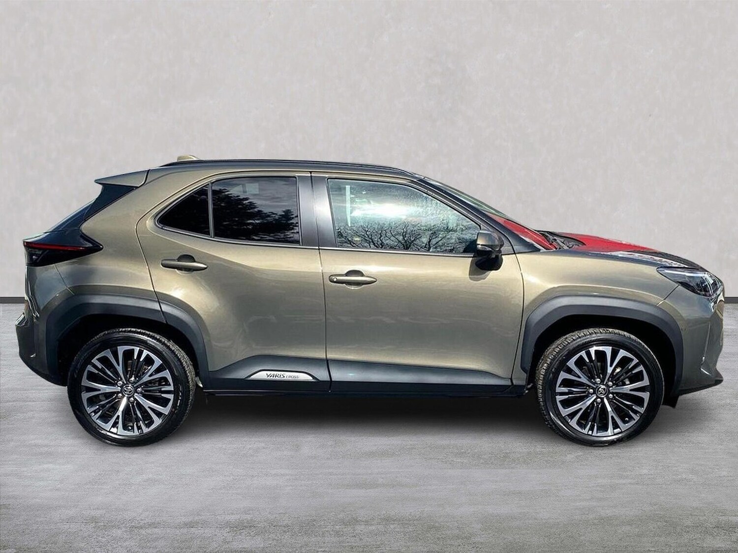 Used Toyota Yaris Cross 2024 for sale - 78211117: Photo 5