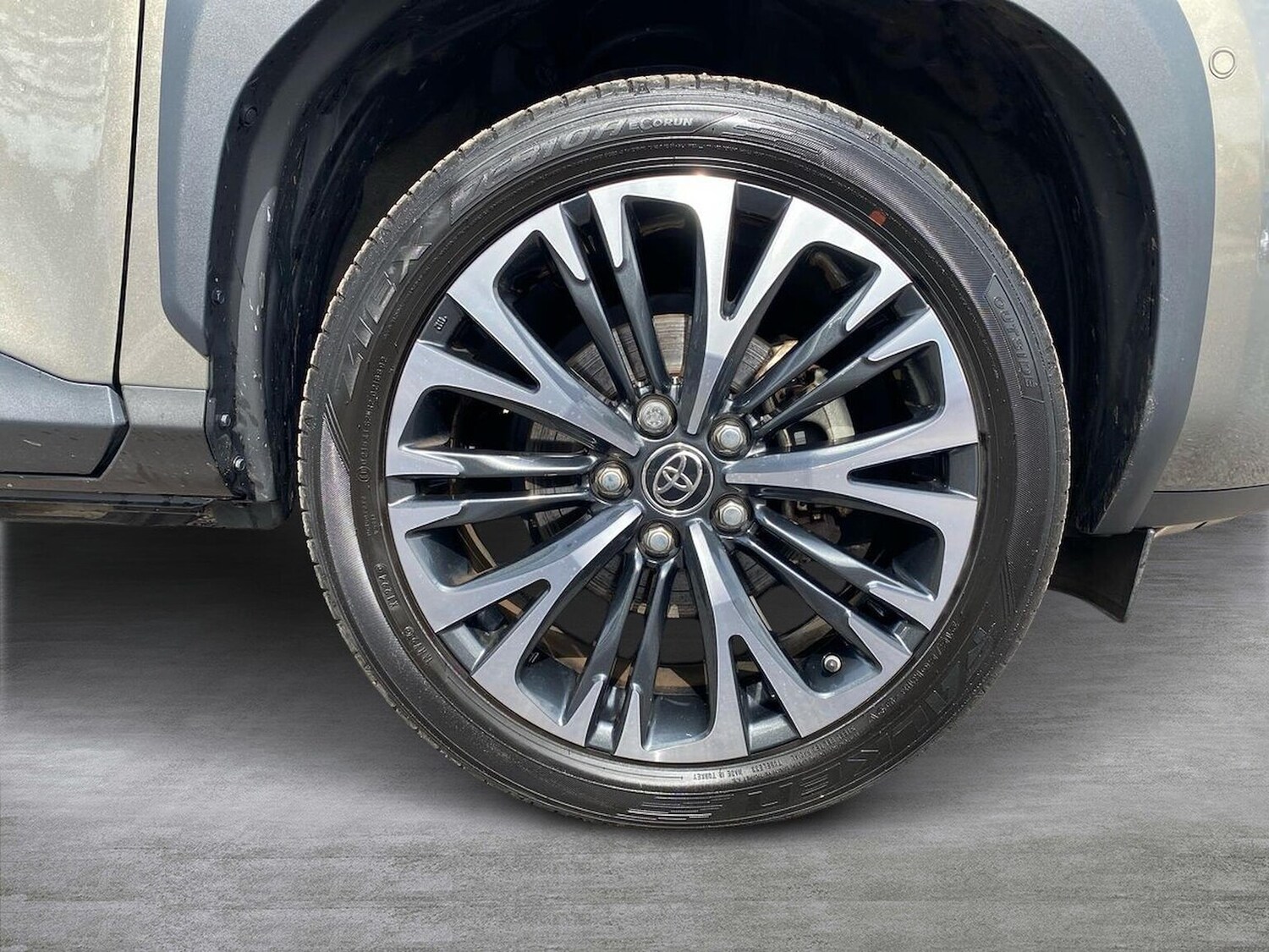 Used Toyota Yaris Cross 2024 for sale - 78211117: Photo 8