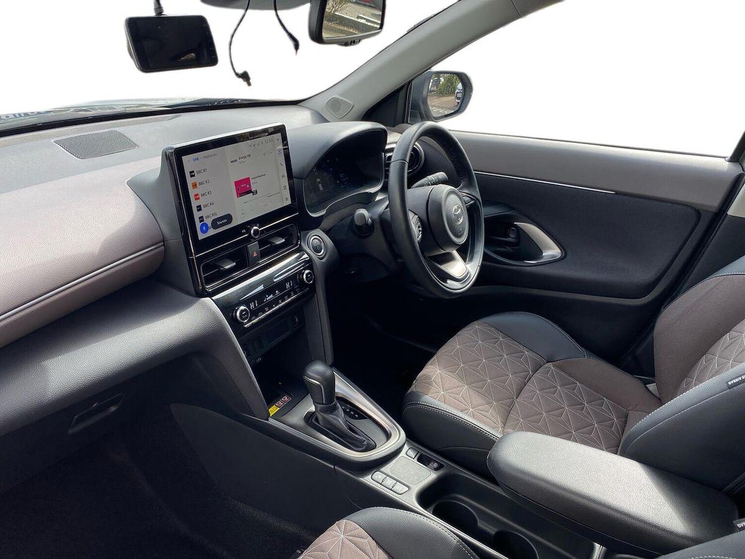 Used Toyota Yaris Cross 2024 for sale - 78211117: Photo 9