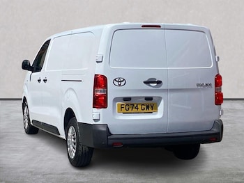 Used Toyota ProAce 2024 for sale - 78836839: Photo