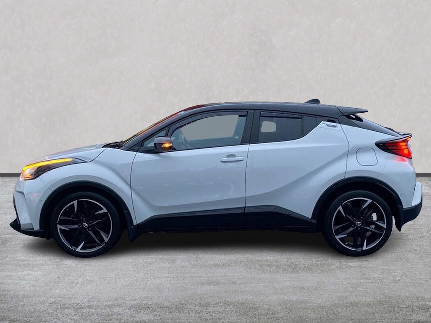 Used Toyota C-HR 2023 for sale - 77487643: Photo 19