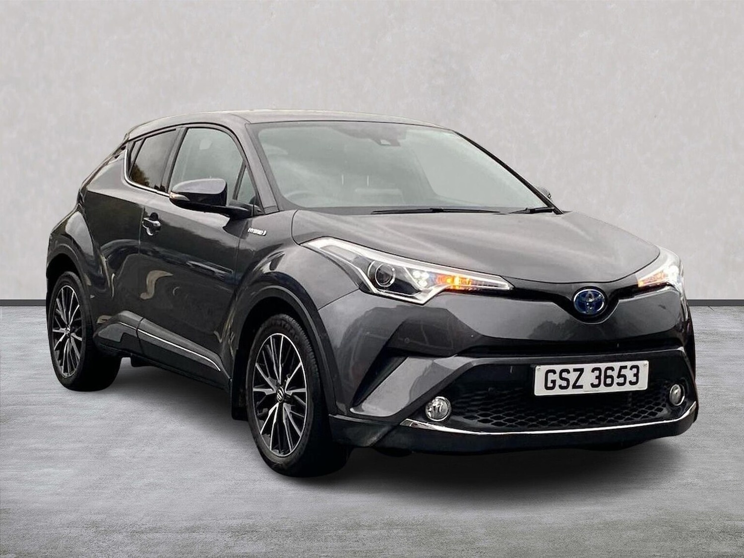 Used Toyota C-HR 2018 for sale - 76455197: Photo 1