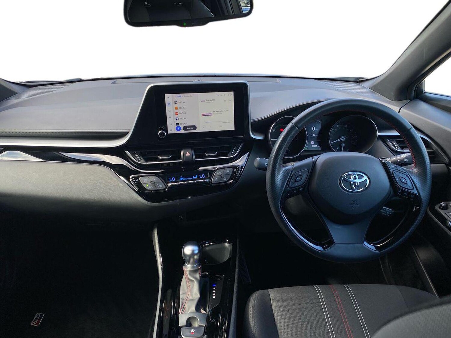 Used Toyota C-HR 2023 for sale - 78211126: Photo 11