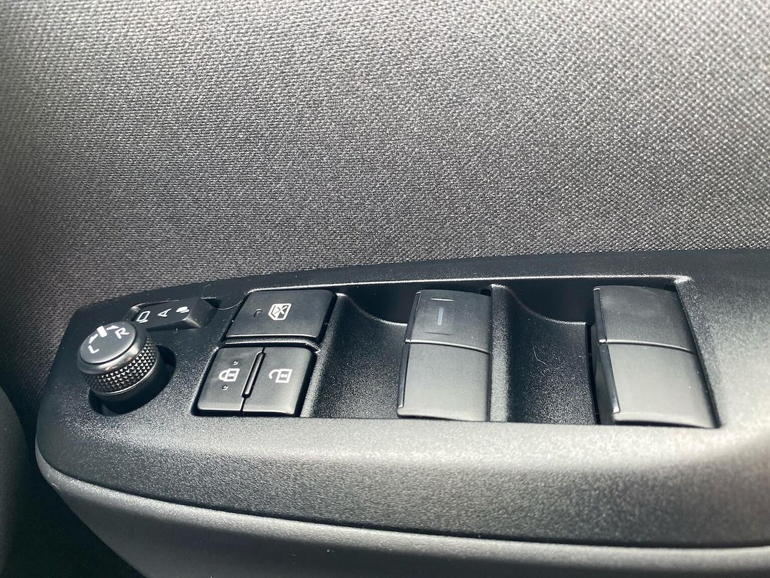 Used Toyota Yaris Cross 2023 for sale - 76369089: Photo 21