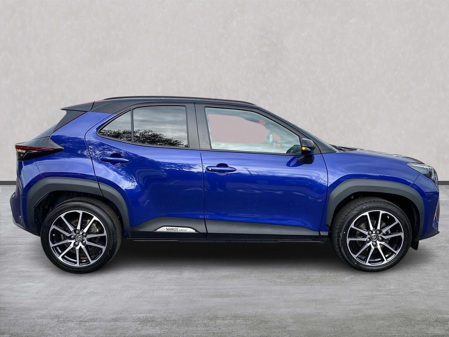 Used Toyota Yaris Cross 2023 for sale - 76369089: Photo 3