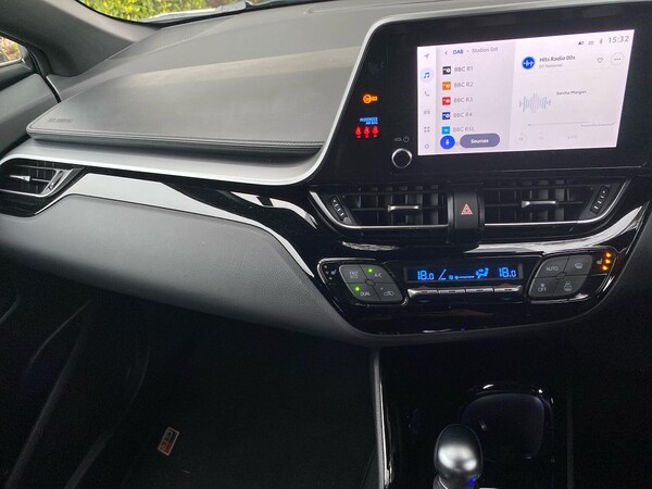 Used Toyota C-HR 2023 for sale - 76292990: Photo 13