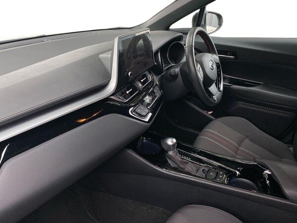 Used Toyota C-HR 2023 for sale - 76292990: Photo 7
