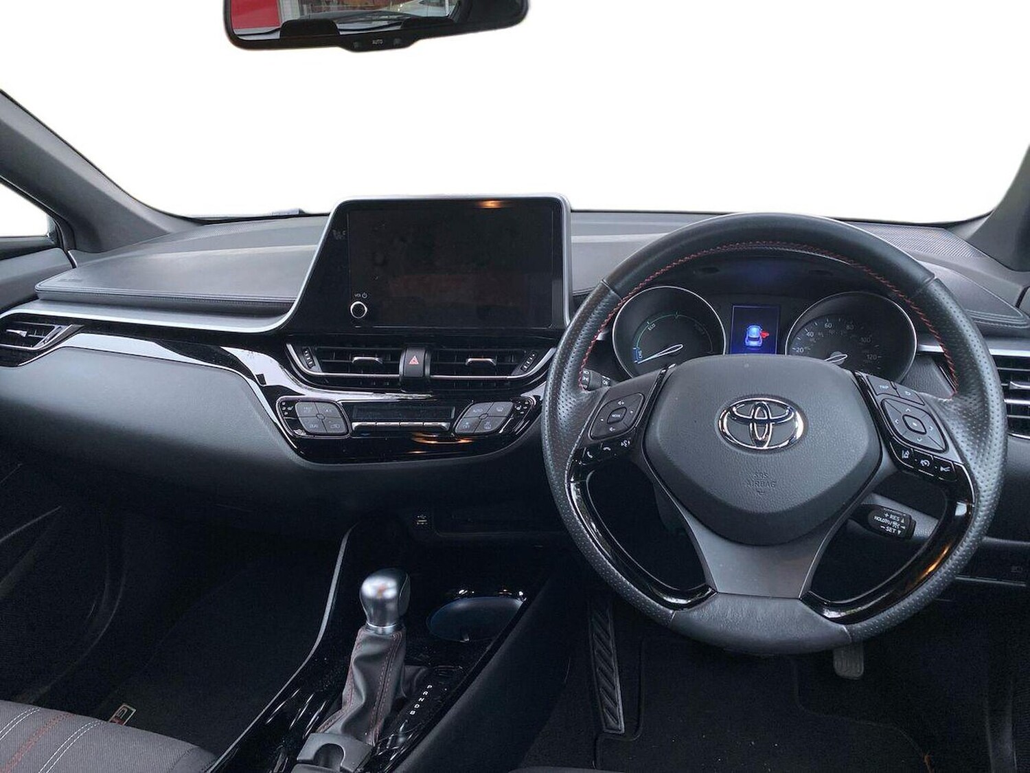 Used Toyota C-HR 2023 for sale - 76292990: Photo 8