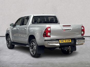 Used Toyota Hilux 2023 for sale - 79314899: Photo