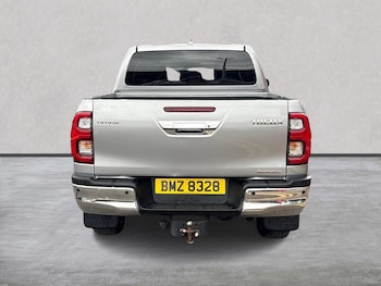 Used Toyota Hilux 2023 for sale - 79314899: Photo