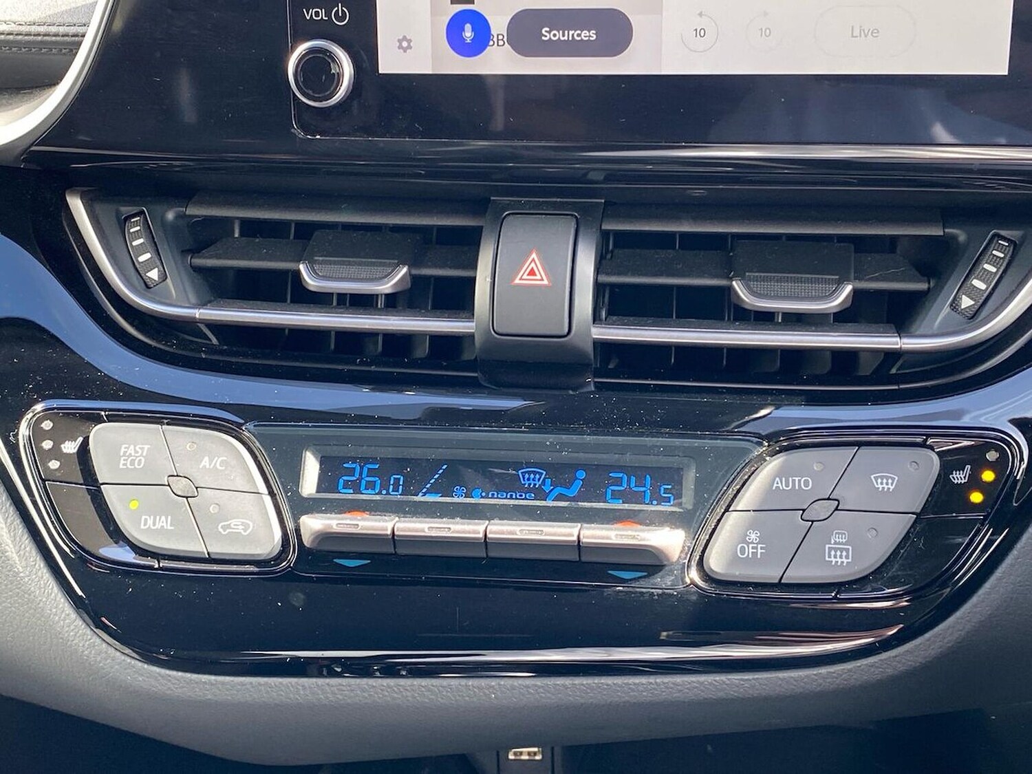 Used Toyota C-HR 2023 for sale - 78211122: Photo 14