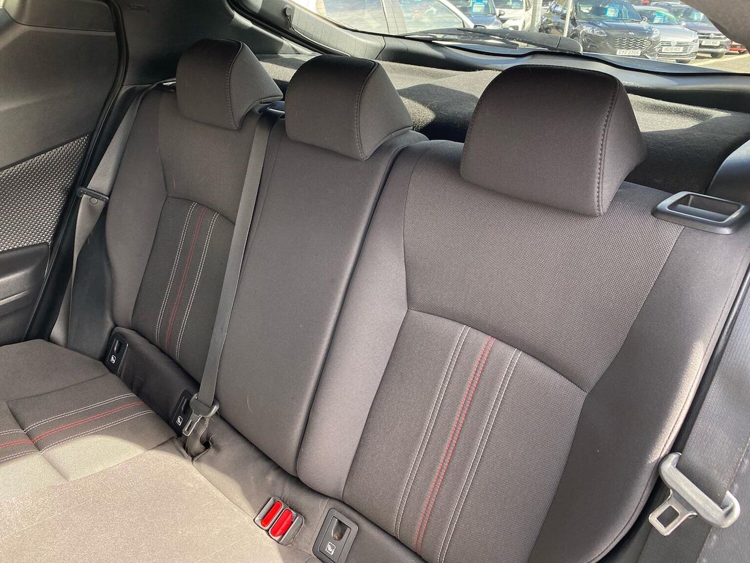 Used Toyota C-HR 2023 for sale - 78211122: Photo 18